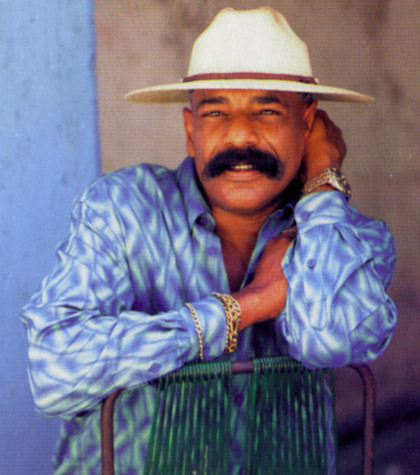 http://bgsalsa.info/images/news/pedrocalvo.jpg